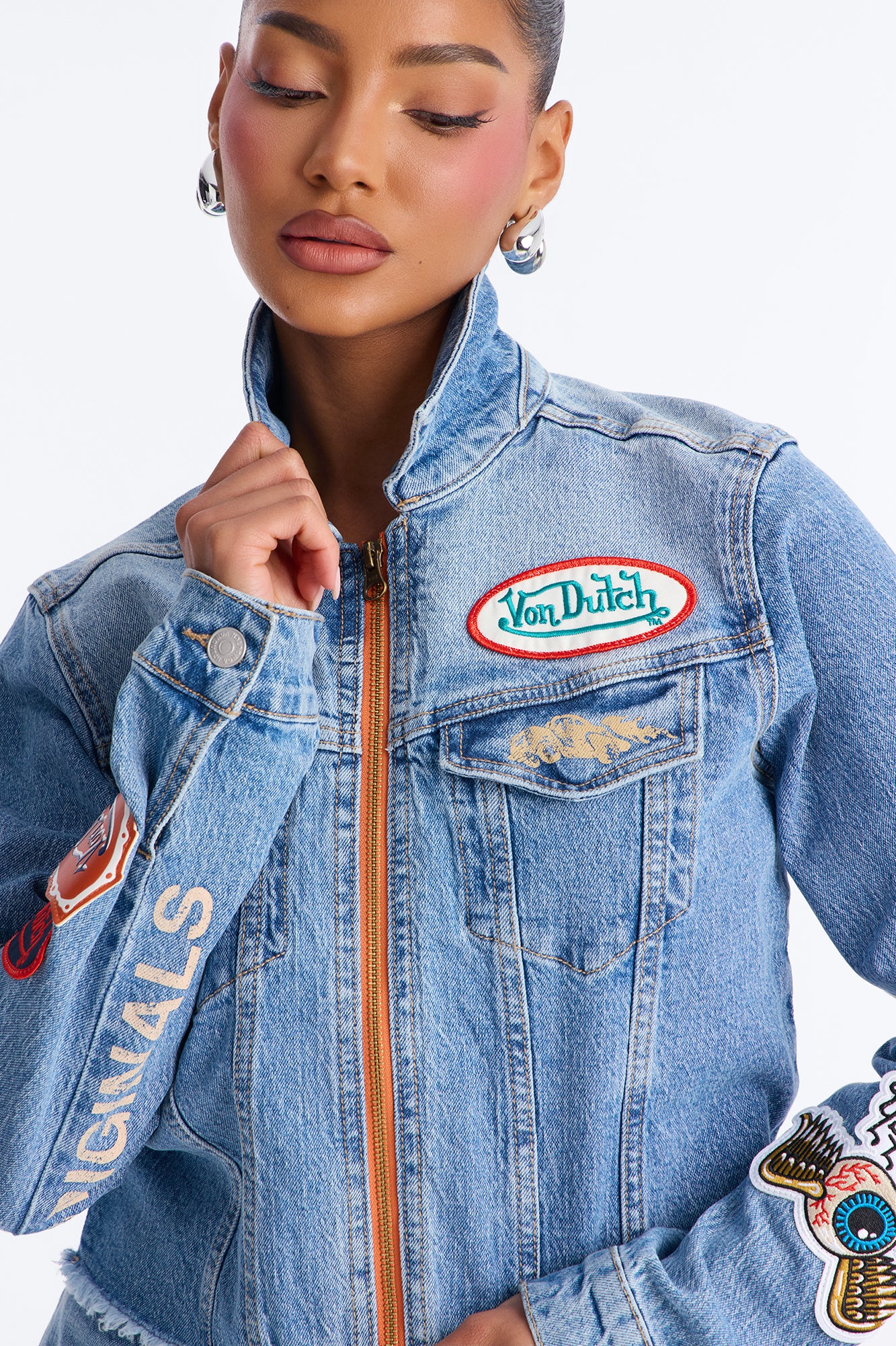 Von Dutch Cropped Zip Front Denim Jacket - Medium Wash - Image 3