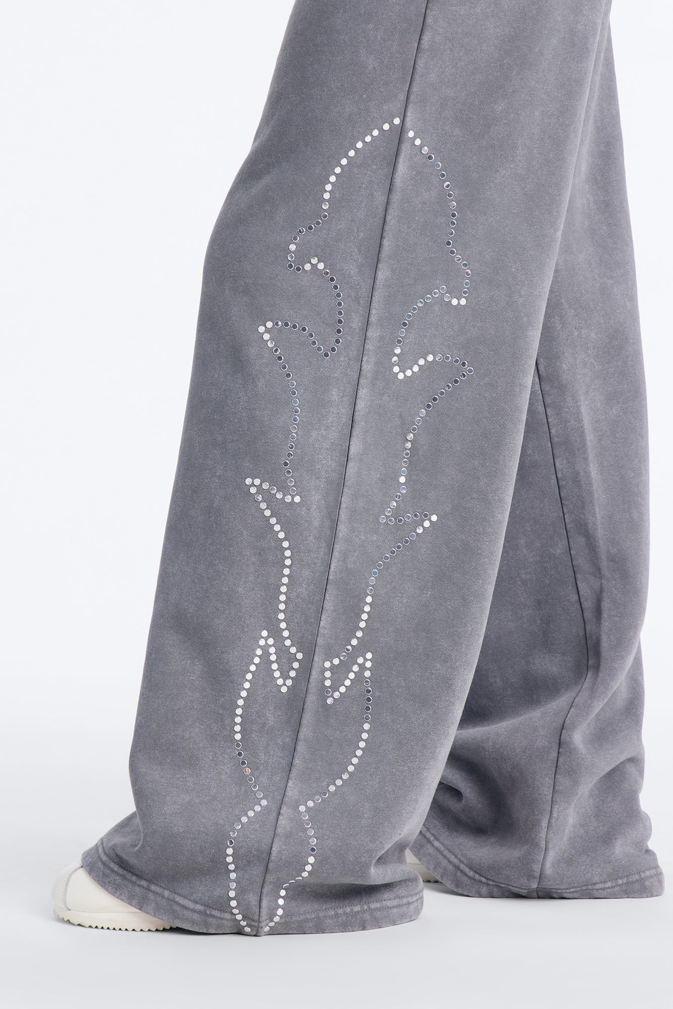Von Dutch Washed Fleece Pants - Black Wash - Image 3