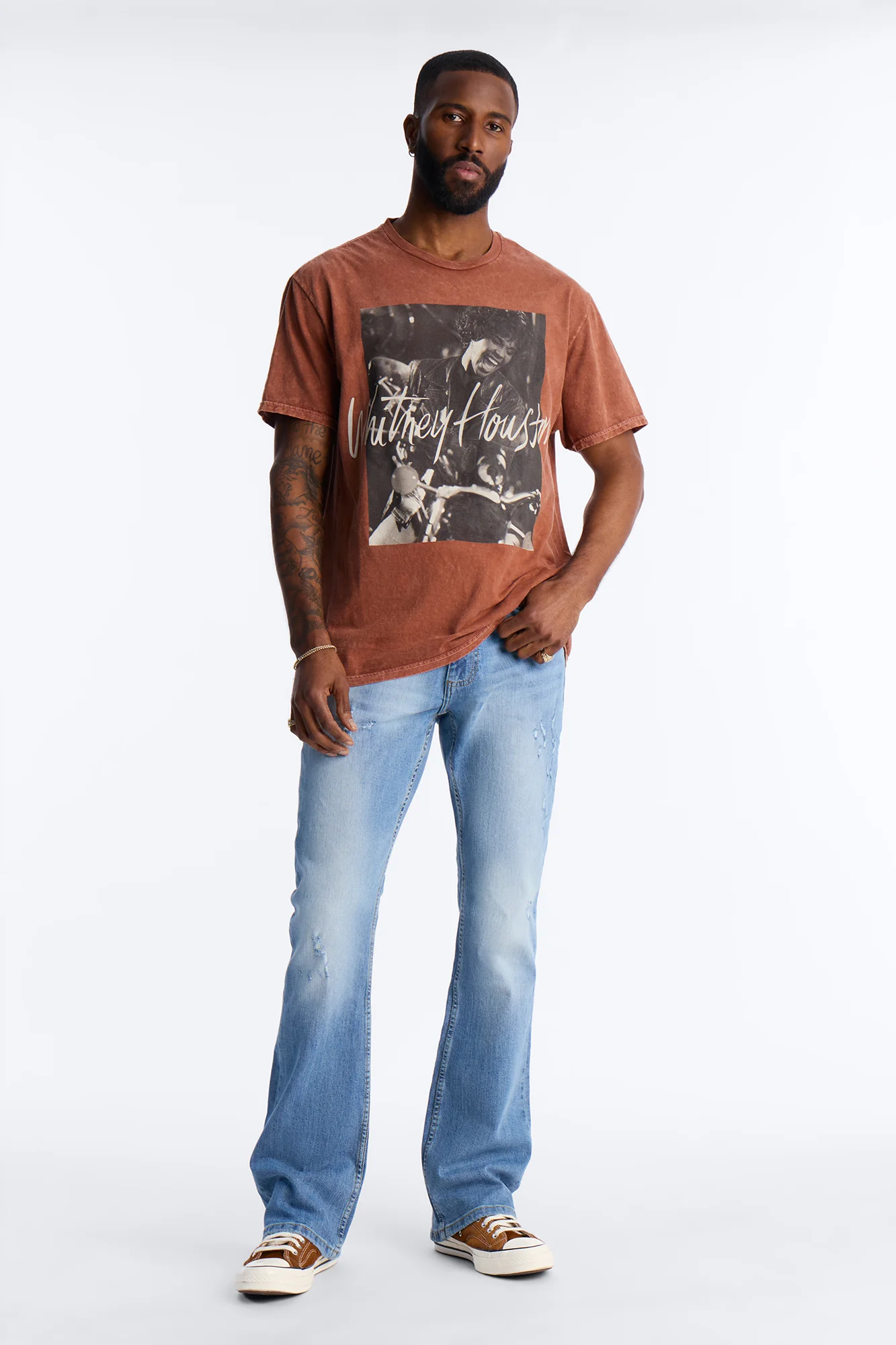Whitney Houston Mineral Wash Graphic Short Sleeve Tee - Brown - Image 2