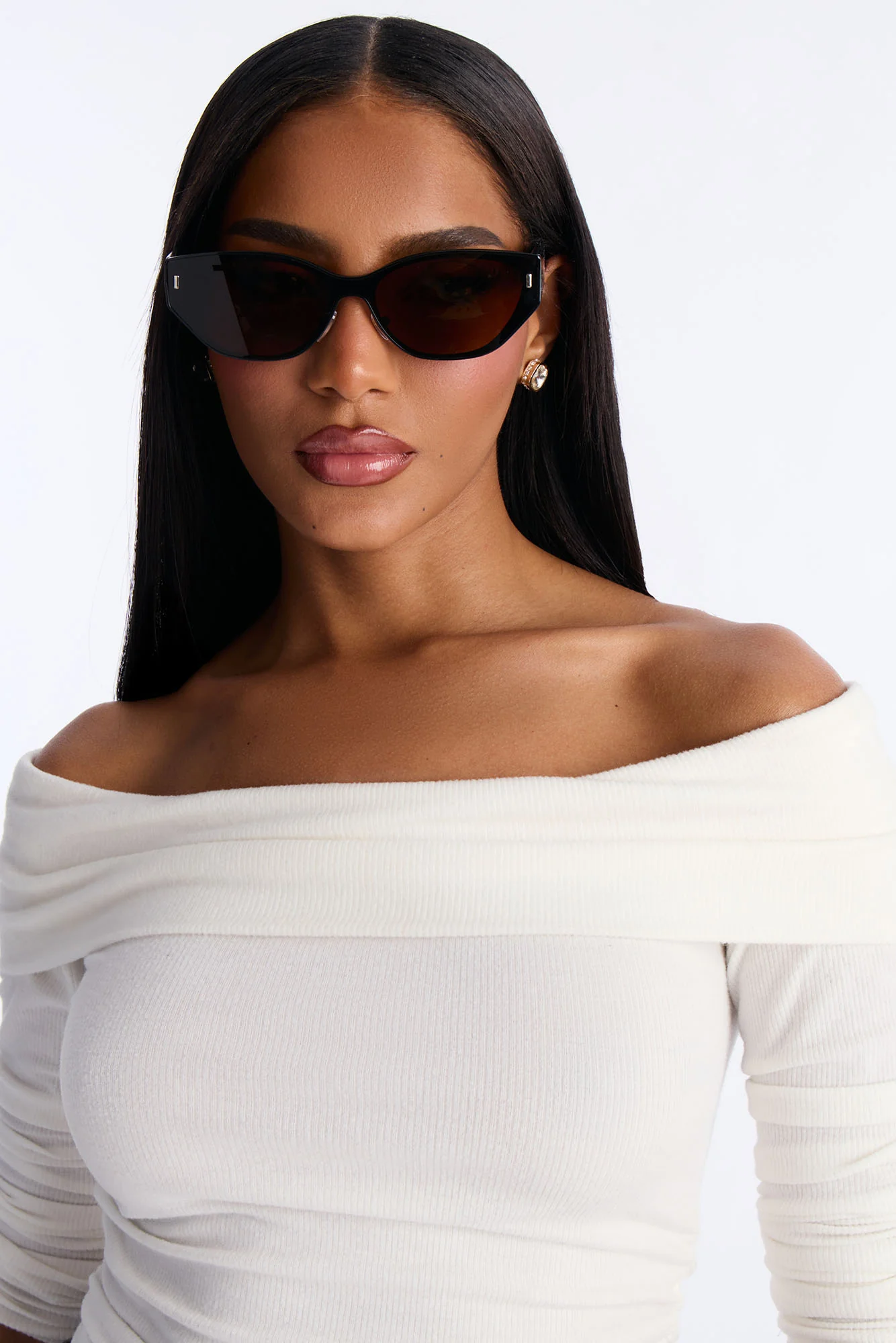 Who's Who Cat Eye Sunglasses - Black