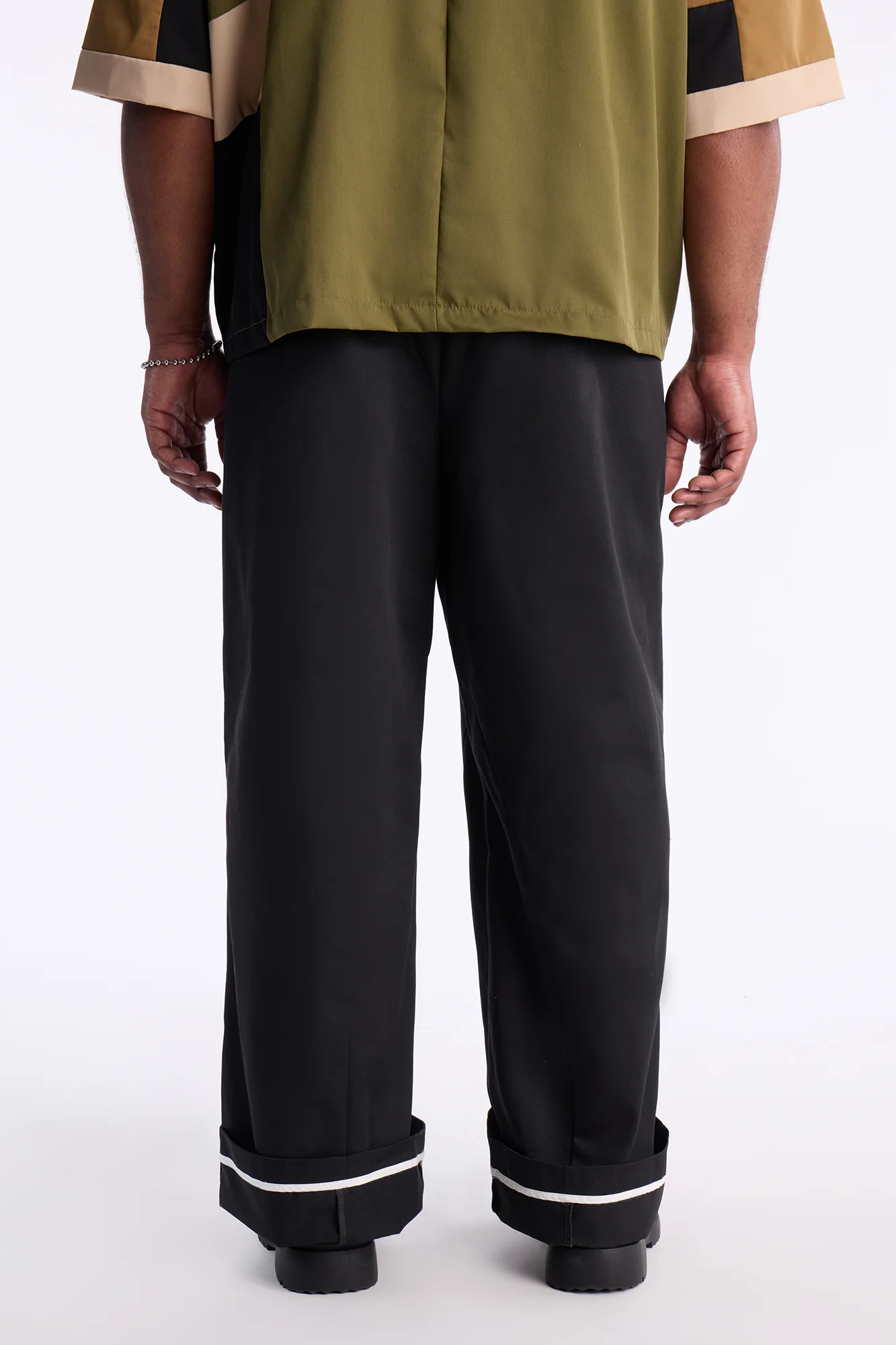 Wide Leg Max Pleat Cuffed Trouser - Black - Image 9