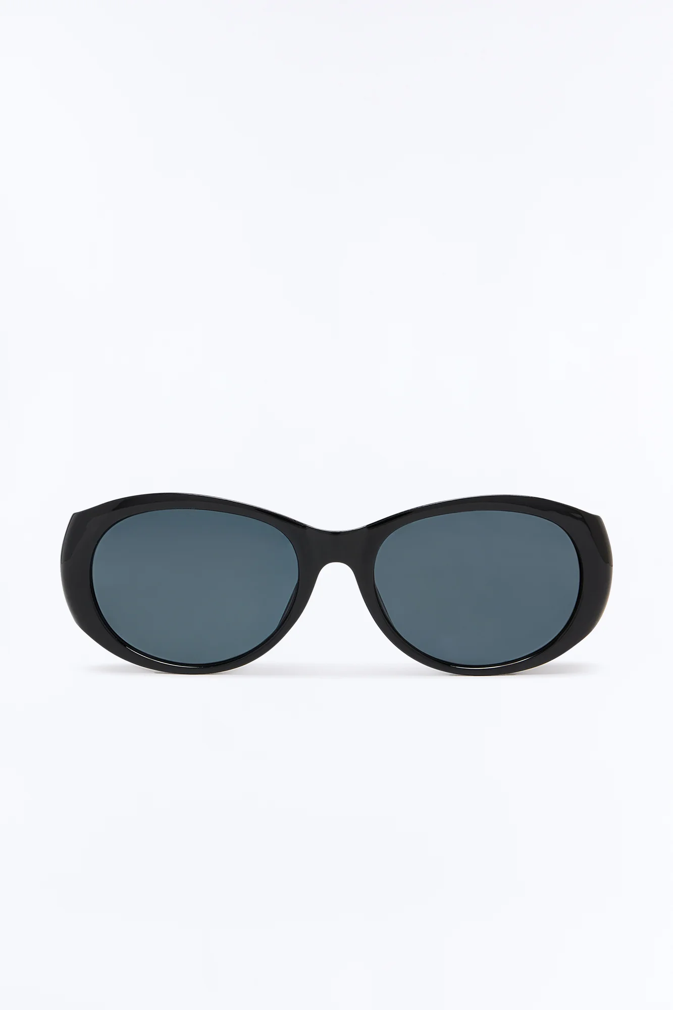 Worldly View Sunglasses - Black - Image 3