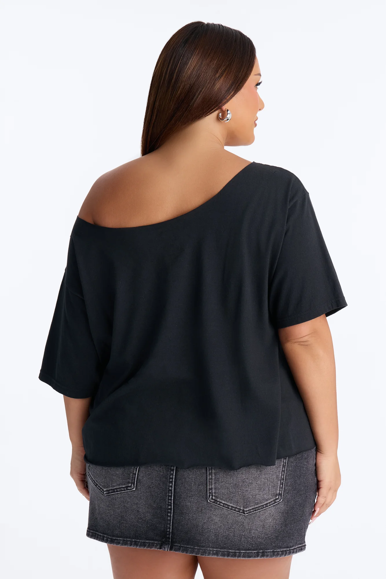 Youngboy Off Shoulder Chain Tee - Black - Image 7