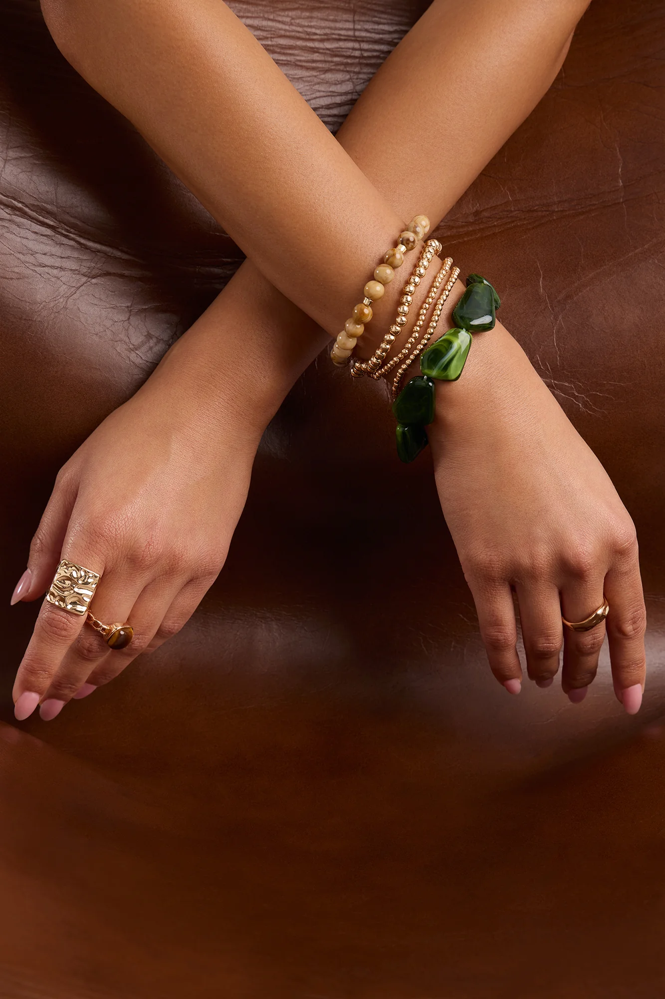 Zona Tulum 5 Piece Bracelet Set - Gold/Green - Image 2